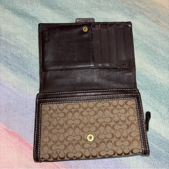 Coach bifold wallet - Picture 2 of 6